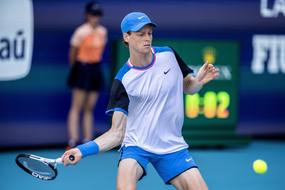 震耳欲聋 震耳欲聋