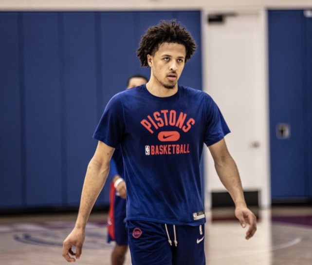 这种战术配 这种战术配