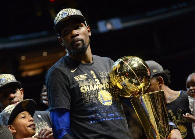 湖人用低廉 湖人用低廉