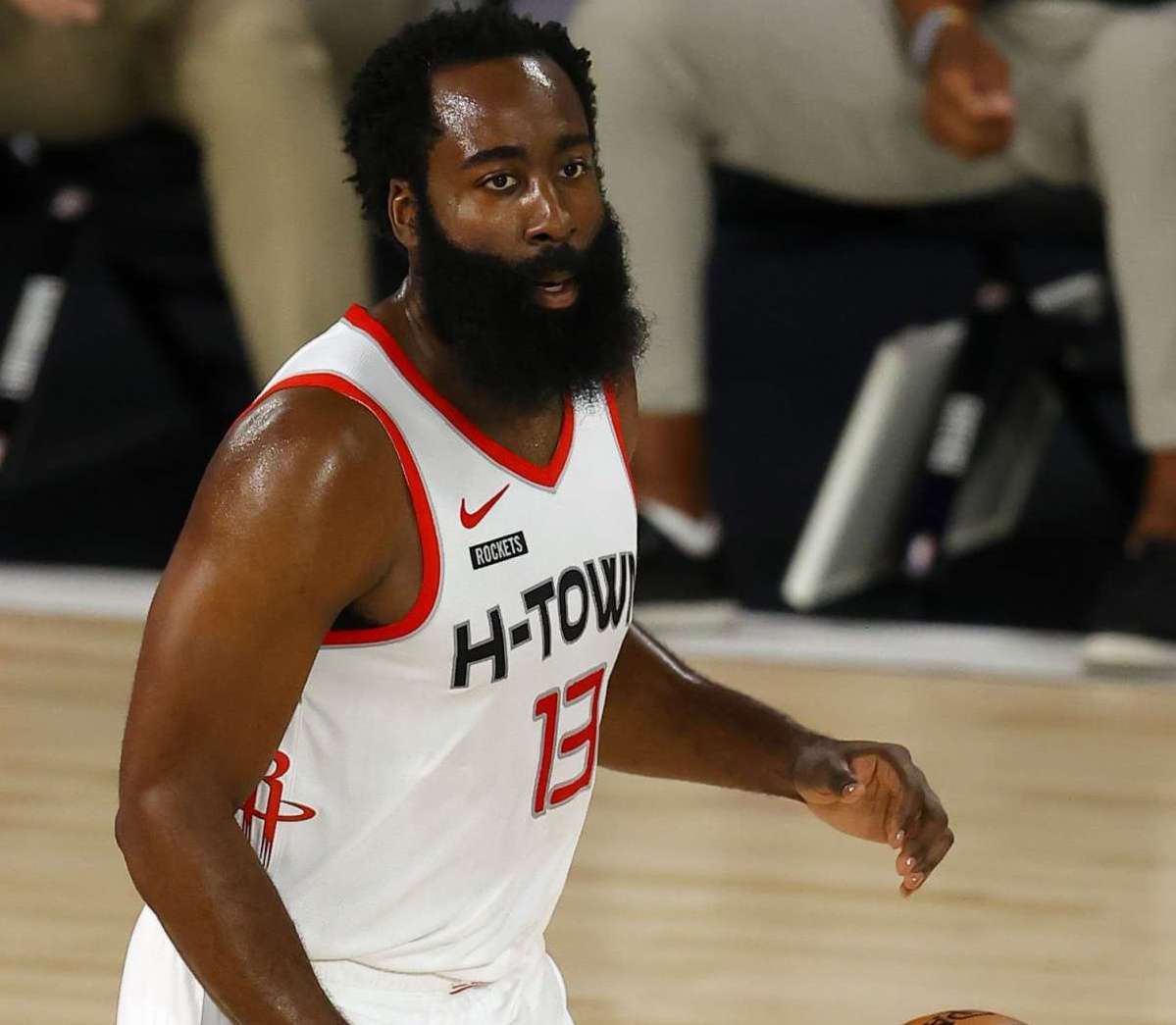 一度表现不 一度表现不