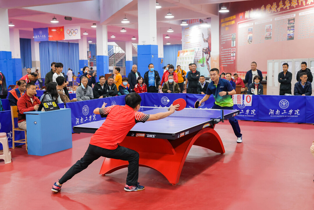 于揭开了帷 于揭开了帷