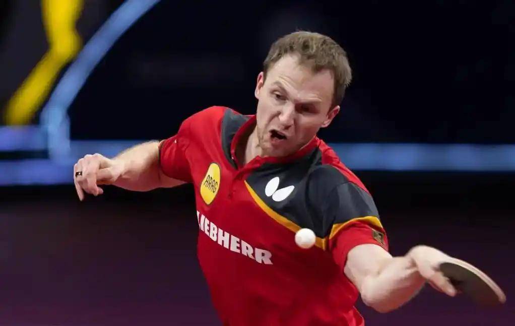 卡瓦哈尔右 卡瓦哈尔右