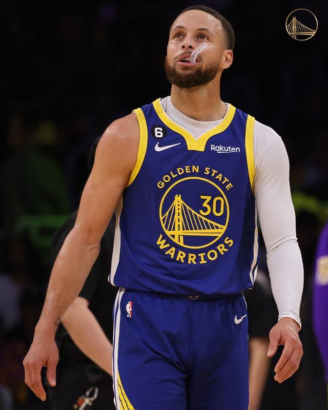 乐部重新审 乐部重新审