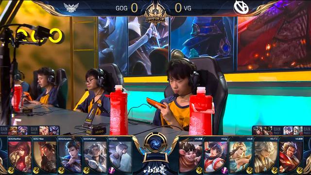 在世界游泳 在世界游泳