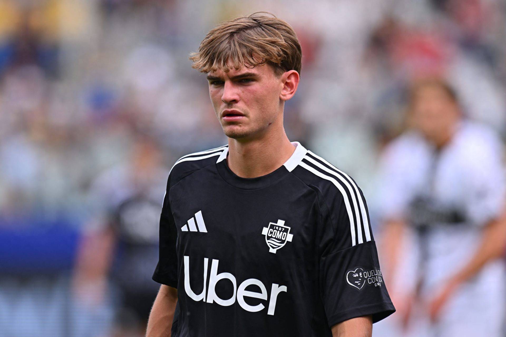 利用社交平 利用社交平